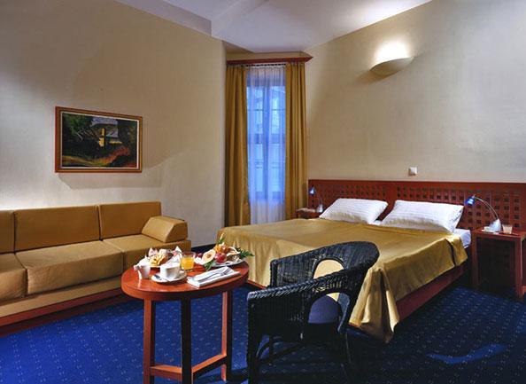 Domina Inn Fiesta - Boedapest Kamer foto